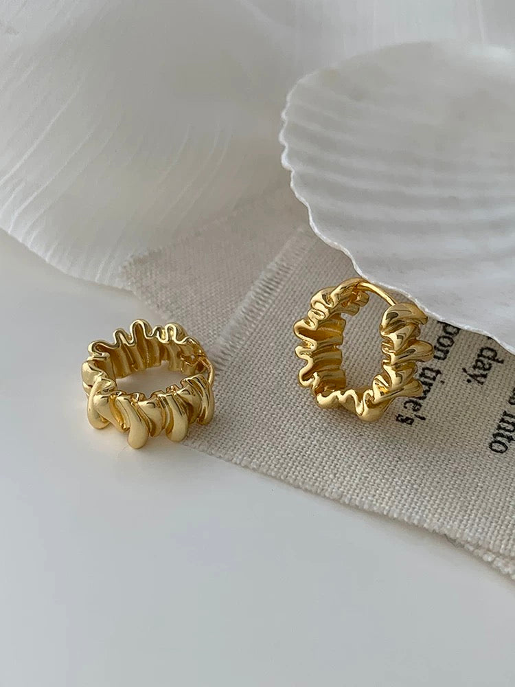 Wavy Huggie Earrings