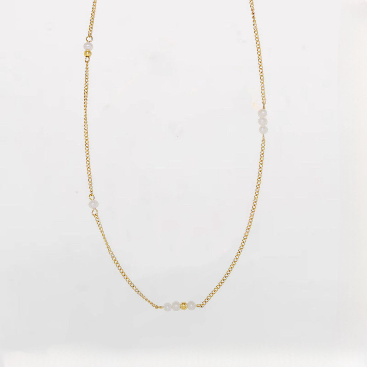 Mini￼ Pearl Chain Necklace