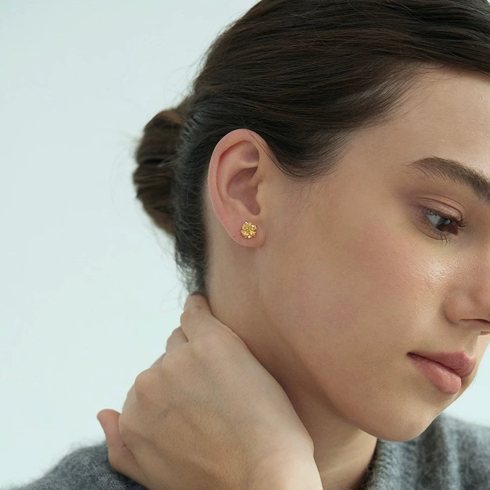 Larissa Gold Studs