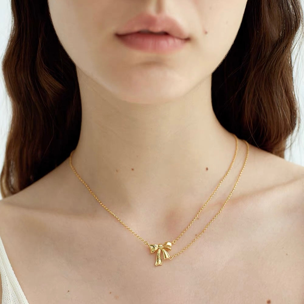 Gold Bow Pendant Necklace
