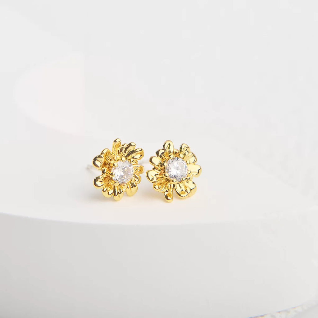 1-Daisy Gold Ear Studs