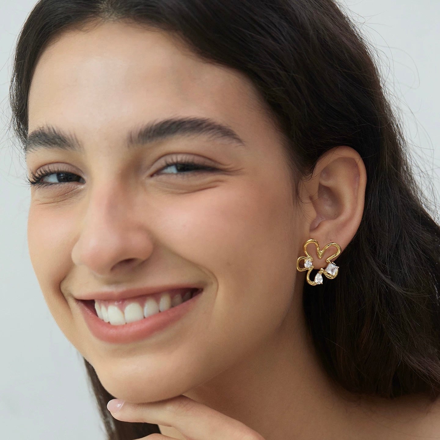 1-Bloom Gold Ear Studs