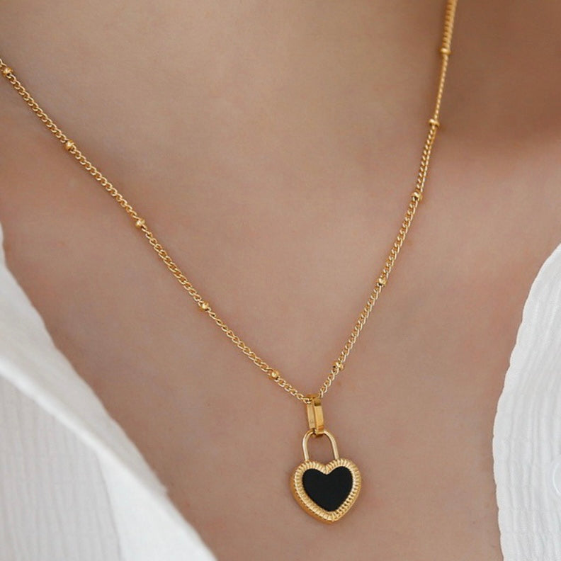 2in1 Black and White Heart Necklace