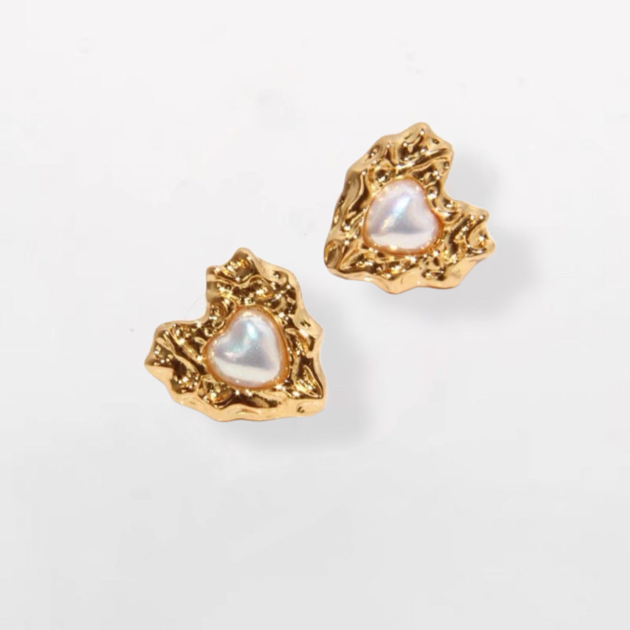 Hearty Pearl Studs (Backorder)