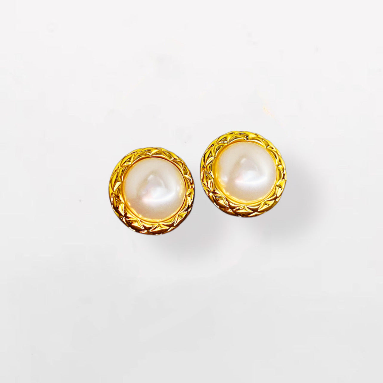 Hepburn Pearl Studs