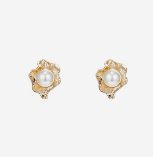 Pearl-in-a shell Earrings