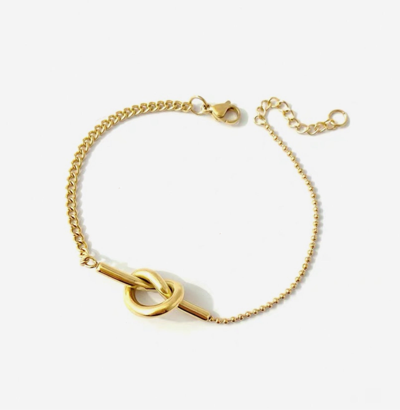 Lucky knot bracelet