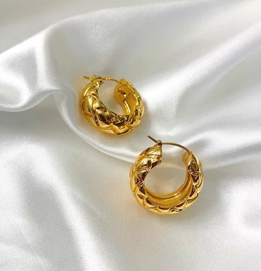 Lilianne Hoop Earrings (Backorder)